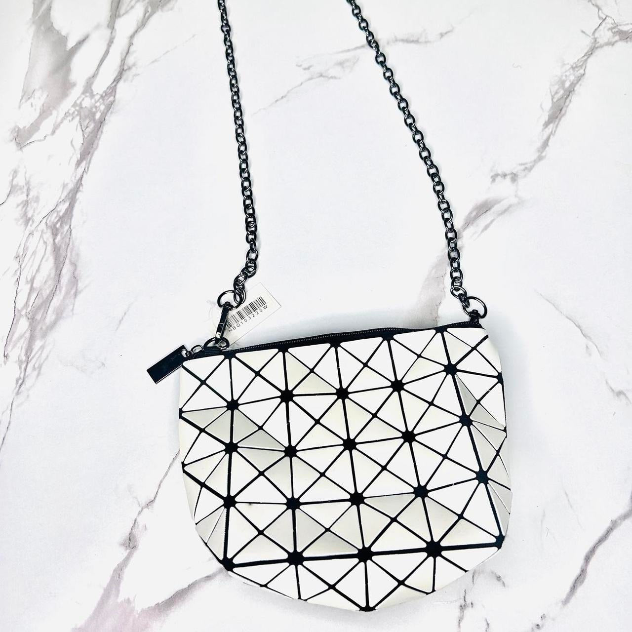 Checkered cross body